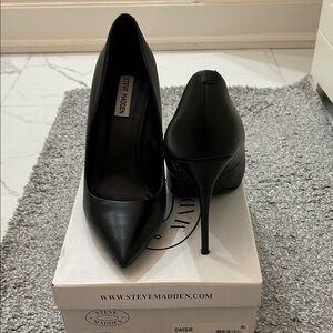 Steve Madden Elegant Black Heels
